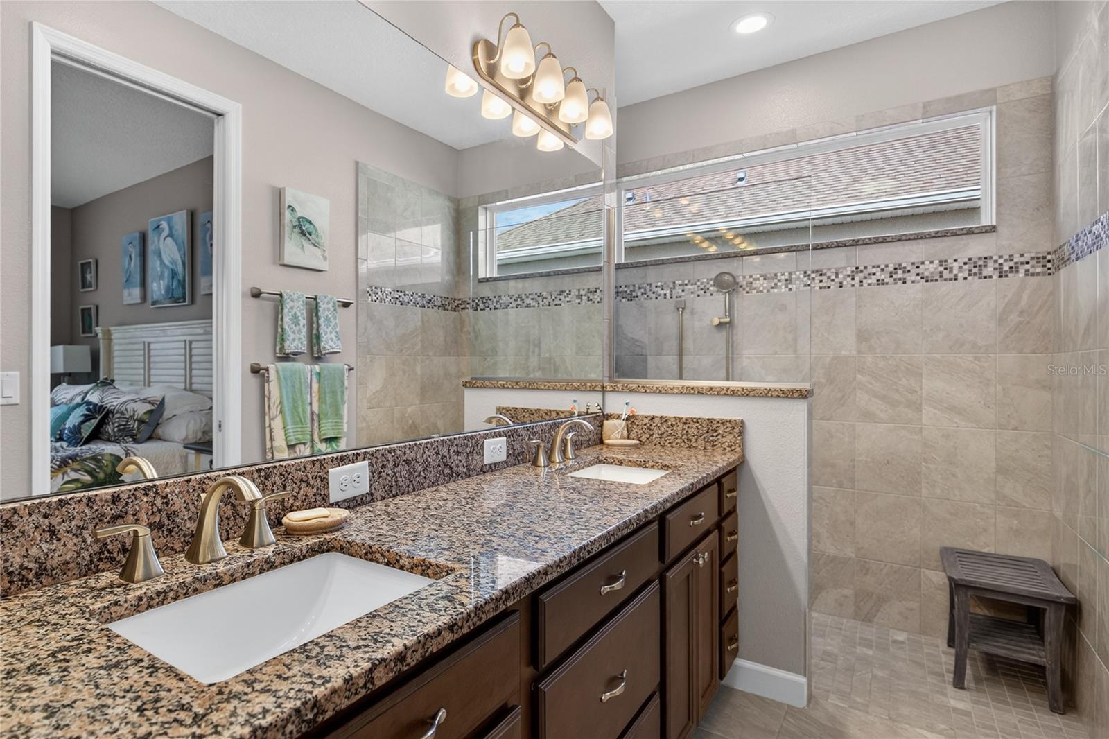 LAKES OF MOUNT DORA - Residential