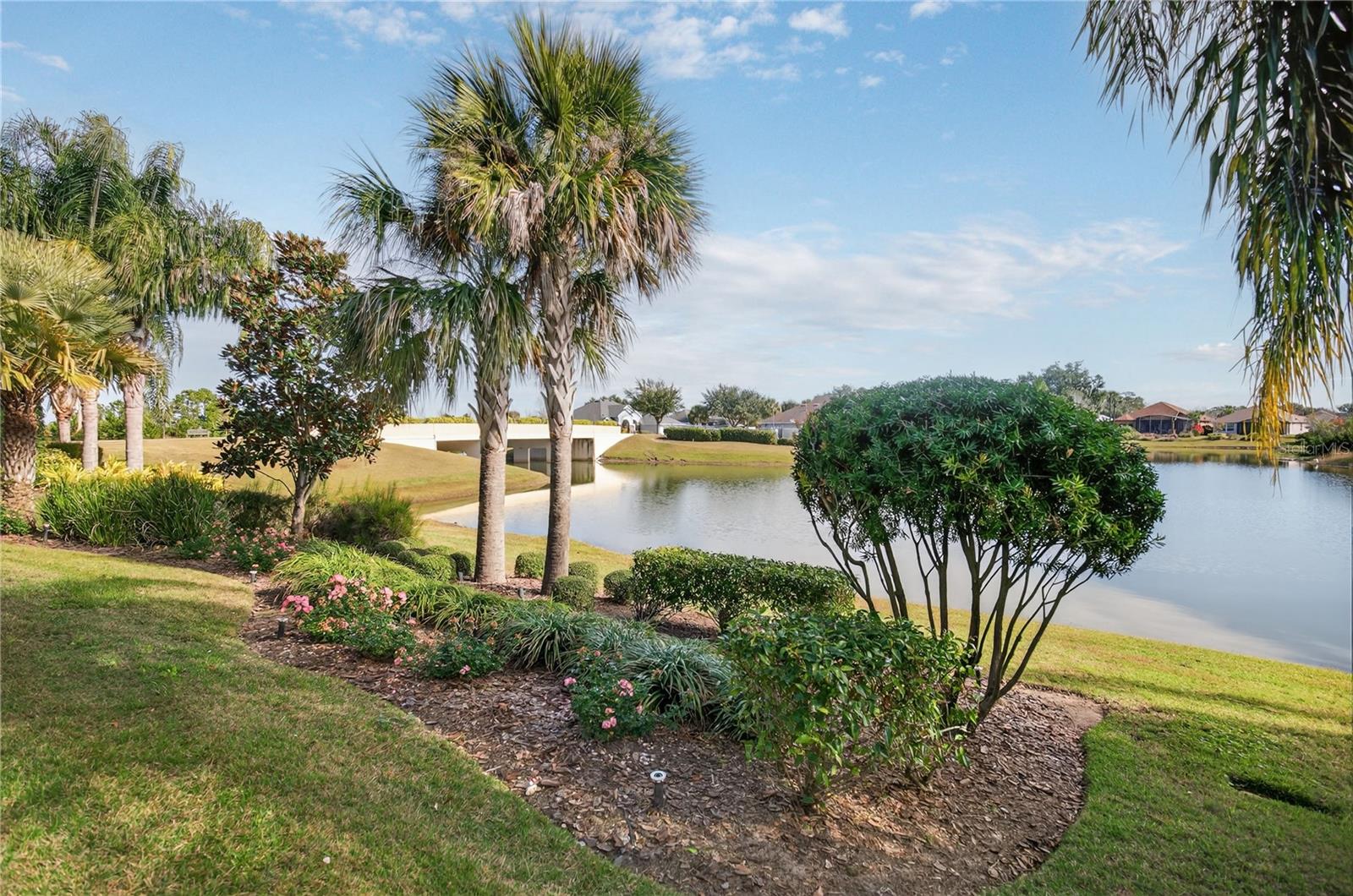 LAKES OF MOUNT DORA - Residential
