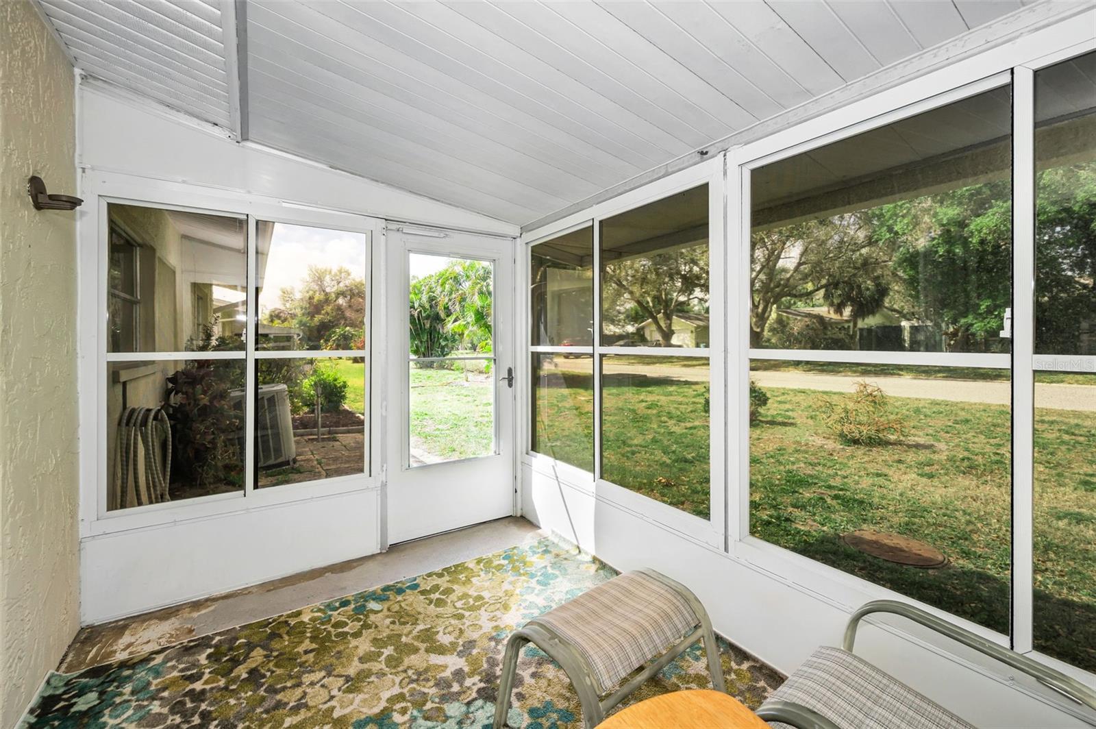 HEATHER HILL APTS - Residential