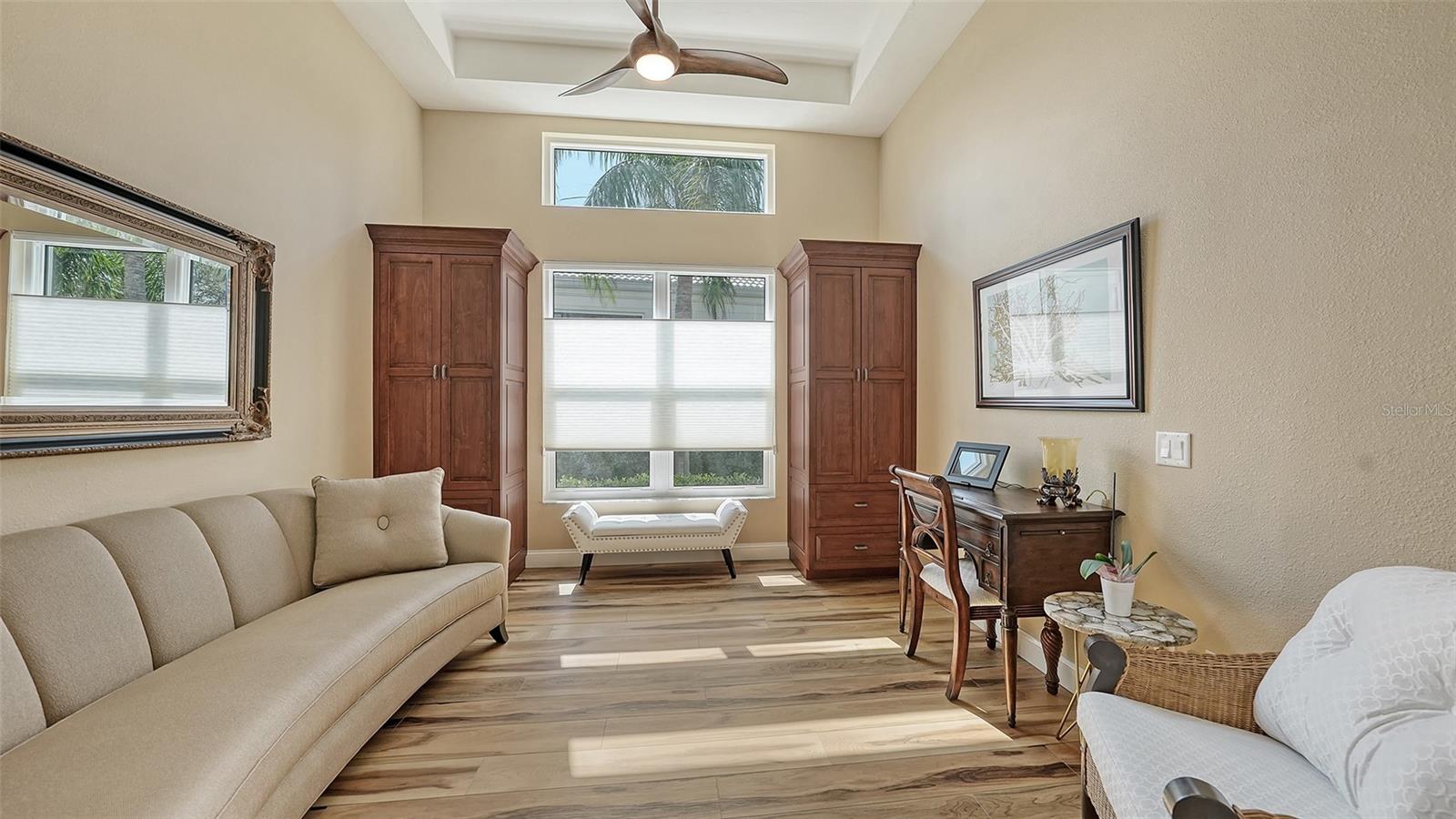 QUEENS HARBOUR - Residential