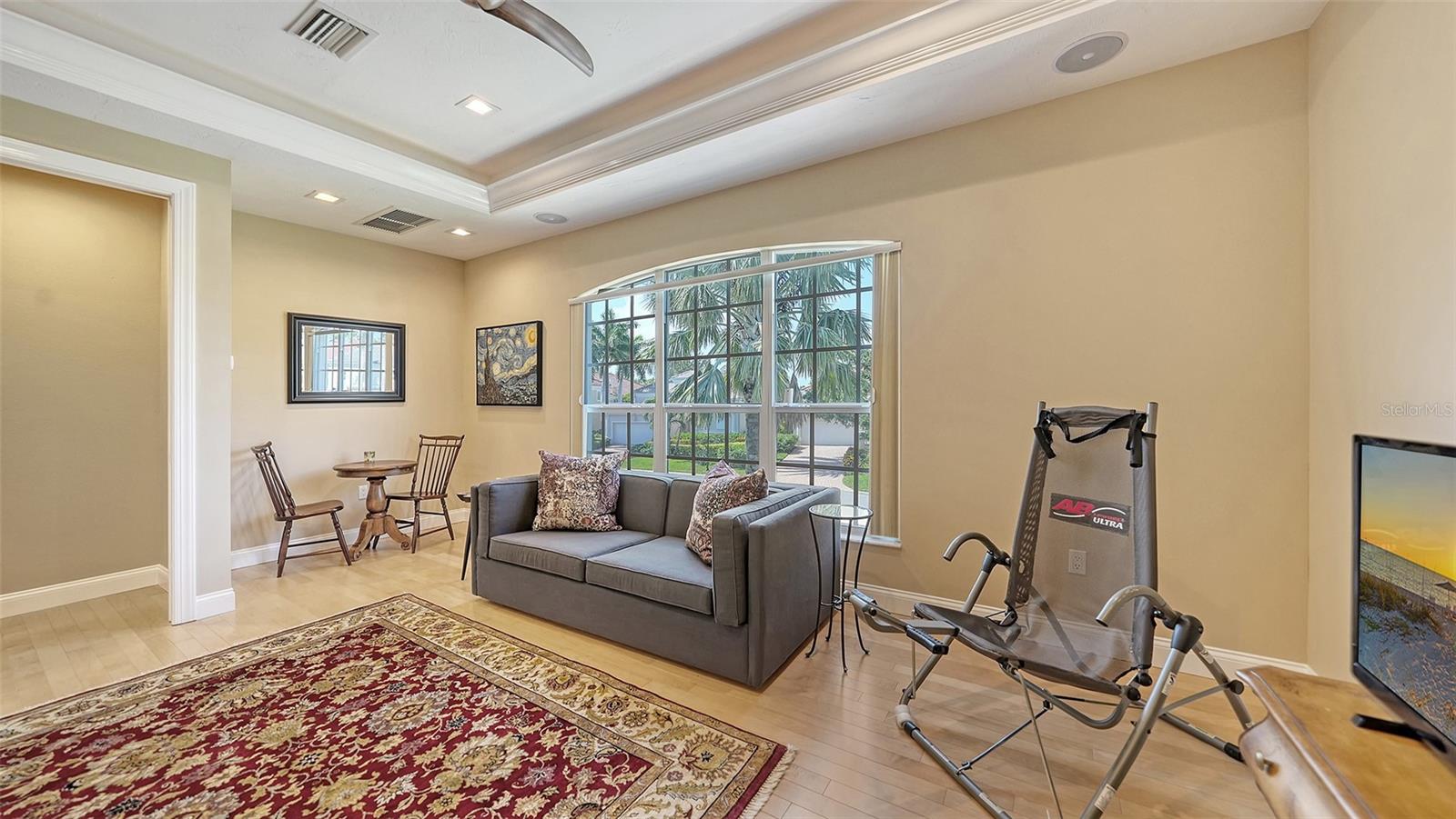 QUEENS HARBOUR - Residential