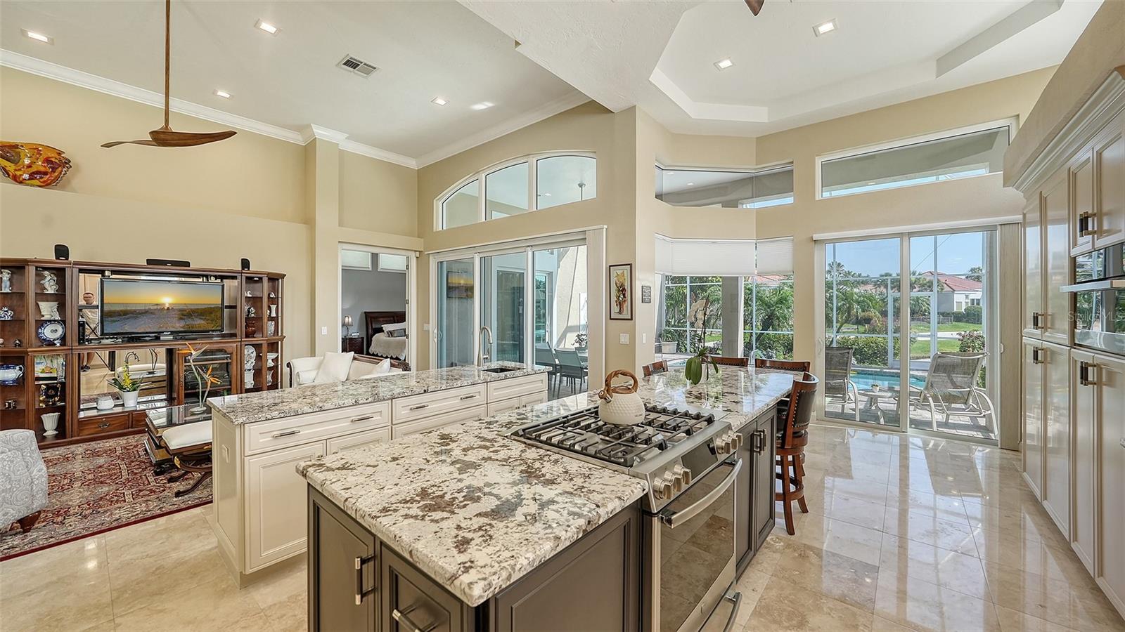 QUEENS HARBOUR - Residential