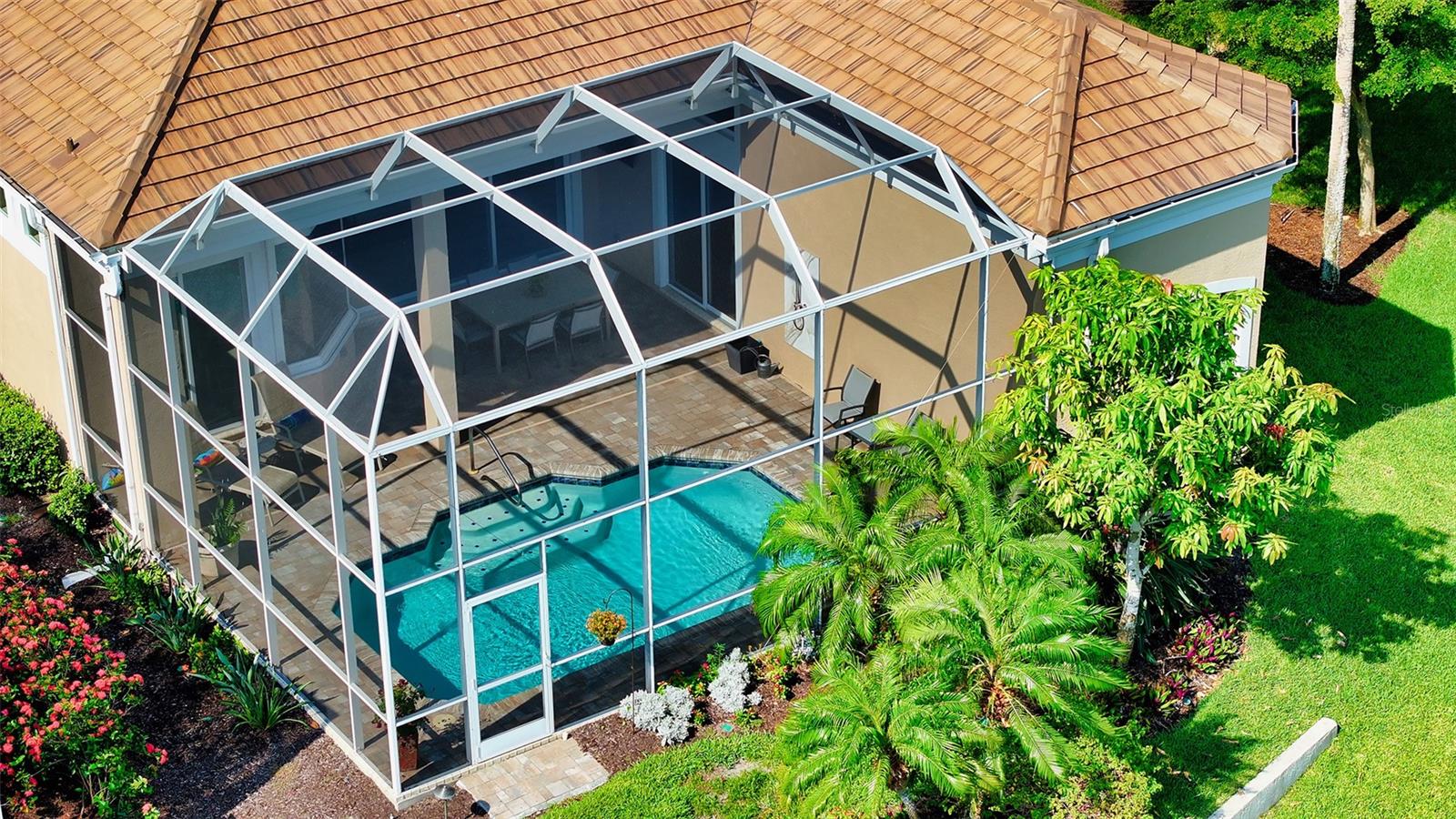 QUEENS HARBOUR - Residential