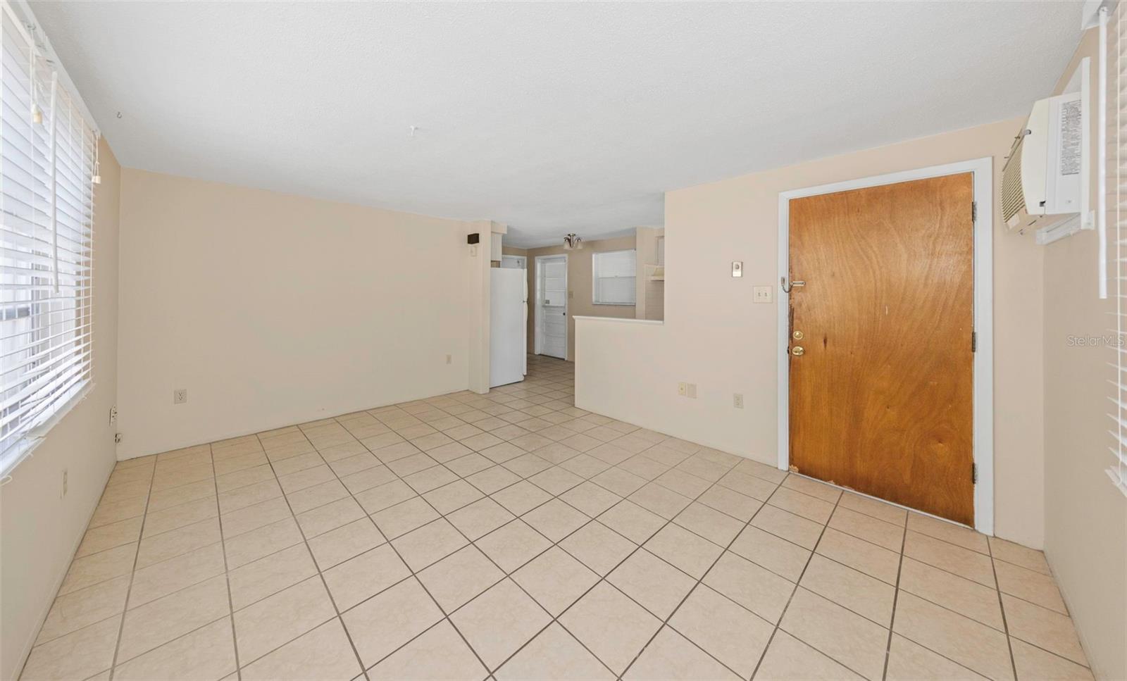 COVERT SQUARE - Residential Income