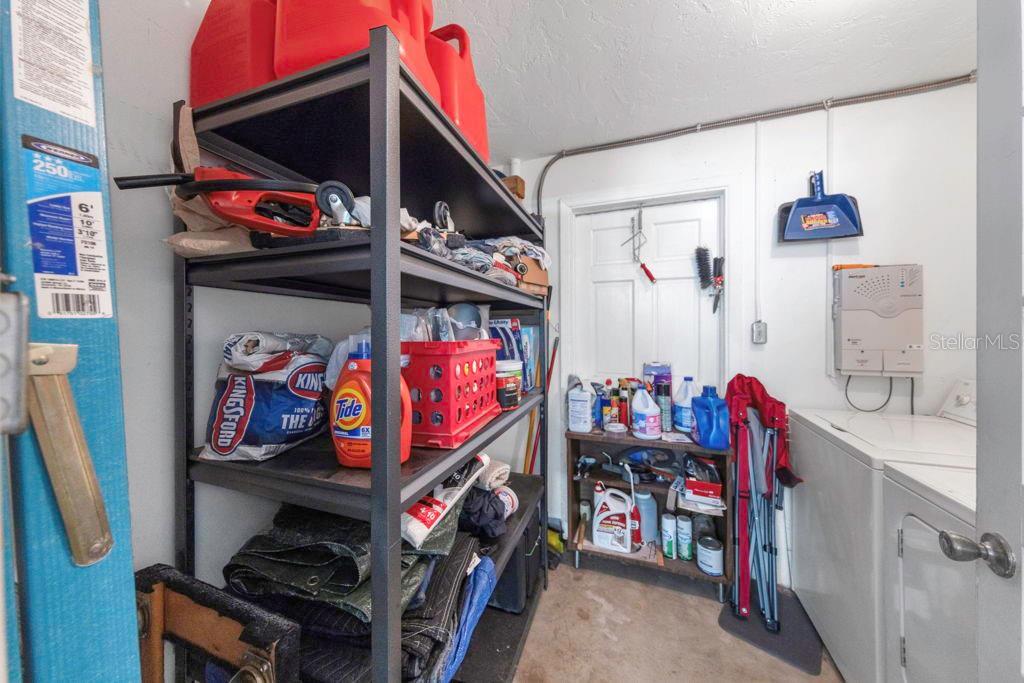 COVERT SQUARE - Residential Income