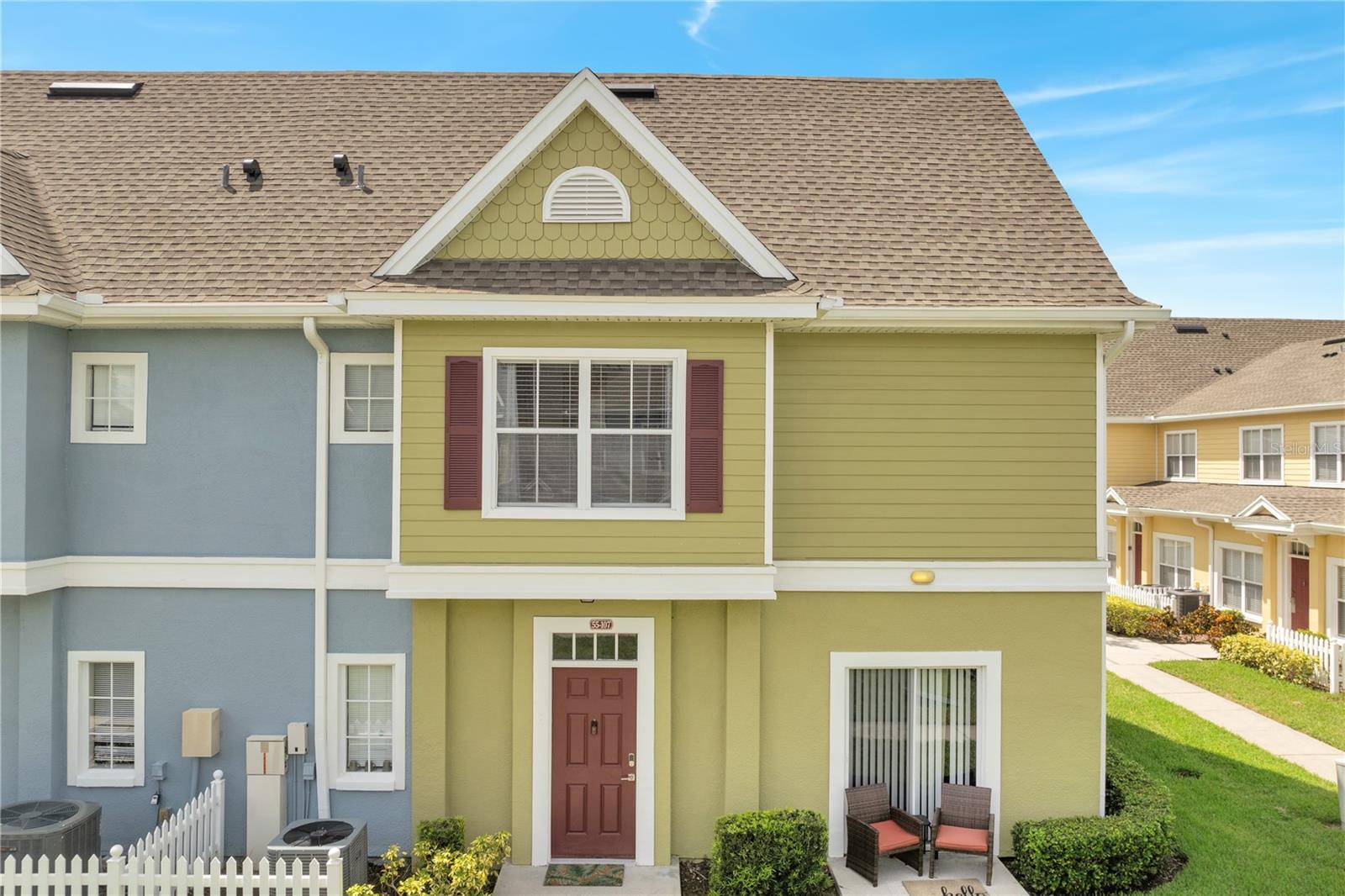 This newly listed townhouse at 107-4008 San Sebastian Dr in Kissimmee offers excellent value with its prime location and spacious layout. Situated in a convenient neighborhood, you'll be just minutes from daily essentials and recreational opportunities.
This 4-bedroom, 3-bathroom home spans 1,470 square feet of comfortable living space. The open floor plan creates a welcoming atmosphere perfect for family life and entertaining. The primary bedroom provides a private retreat, while three additional bedrooms offer flexibility for family, guests, or home office space. With three full bathrooms, morning routines run smoothly for busy households.
The location puts convenience at your doorstep. Public transportation is easily accessible with a bus stop at Armstrong Blvd and W Columbia Ave less than half a mile away. For grocery shopping, Walmart Neighborhood Market on West Vine Street is just over a mile from your front door. Families will appreciate the proximity to quality education at Osceola High School on South Thacker Avenue.
When it's time to unwind, Shingle Creek Regional Park on Yates Road offers outdoor recreation and natural beauty just over a mile away. The park provides walking trails, picnic areas, and peaceful green space perfect for weekend activities.
This townhouse combines practical living with an ideal Kissimmee location. The layout maximizes the square footage while maintaining comfort throughout. Whether you're starting out or looking to right-size, this property offers the perfect blend of space, location, and value. Schedule your showing today to experience everything this home has to offer.