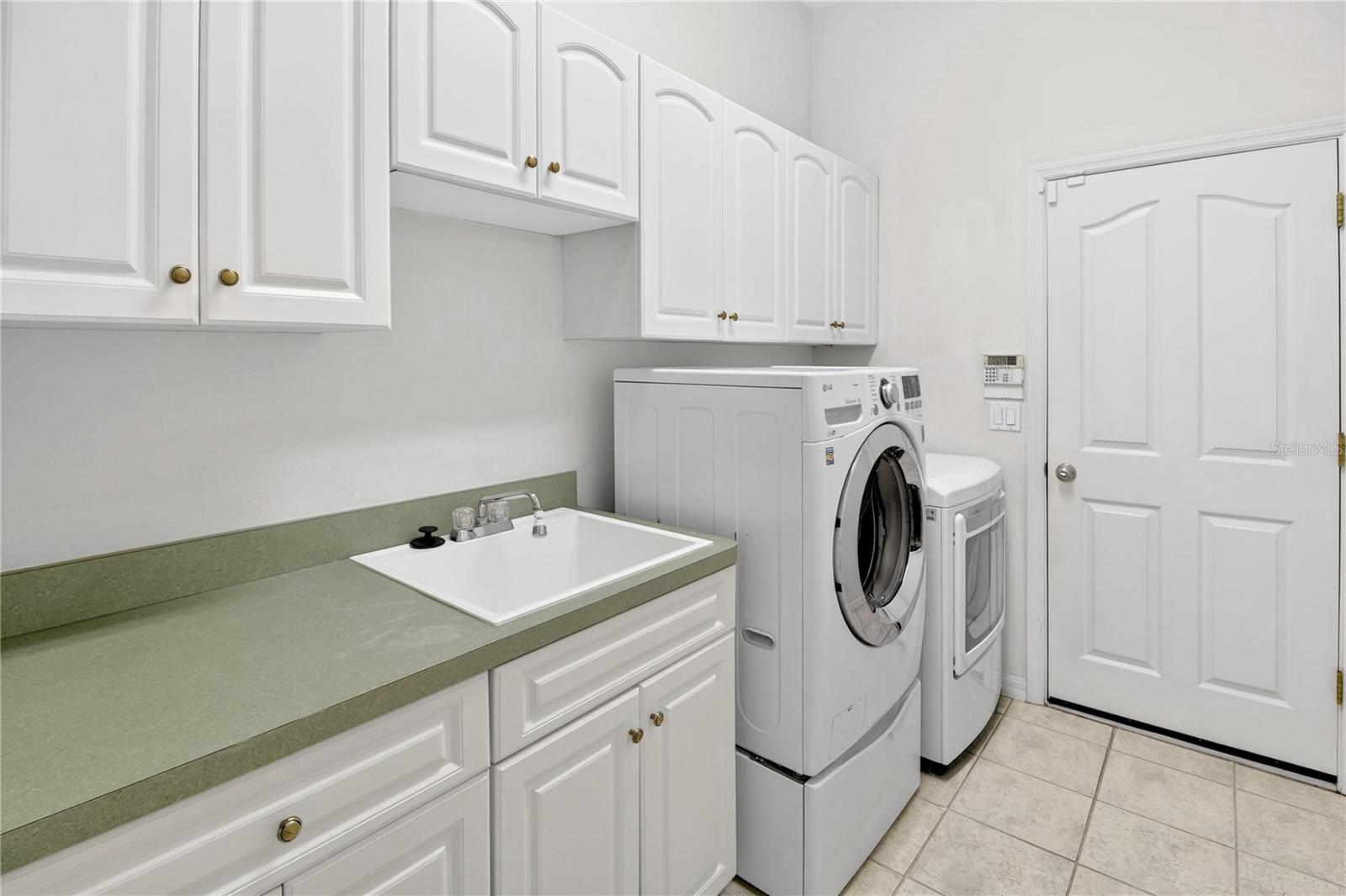 COBBLEFIELD - Residential