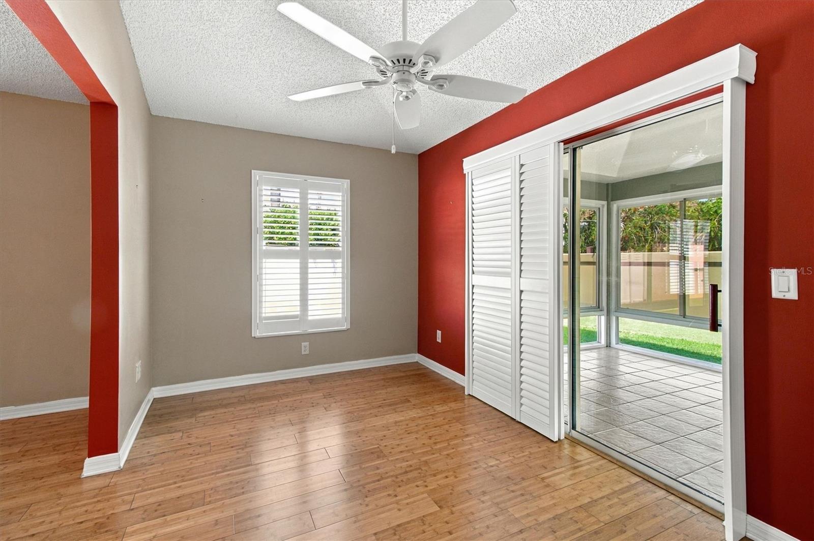 1075 BURNETTOWN PLACE