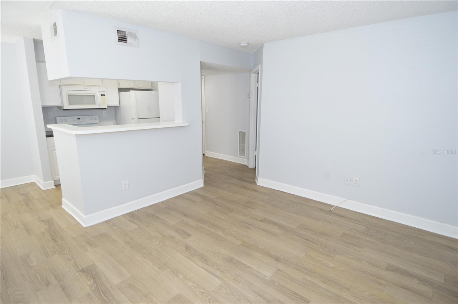 THE GRAND RESERVE CONDO - Residential Lease
