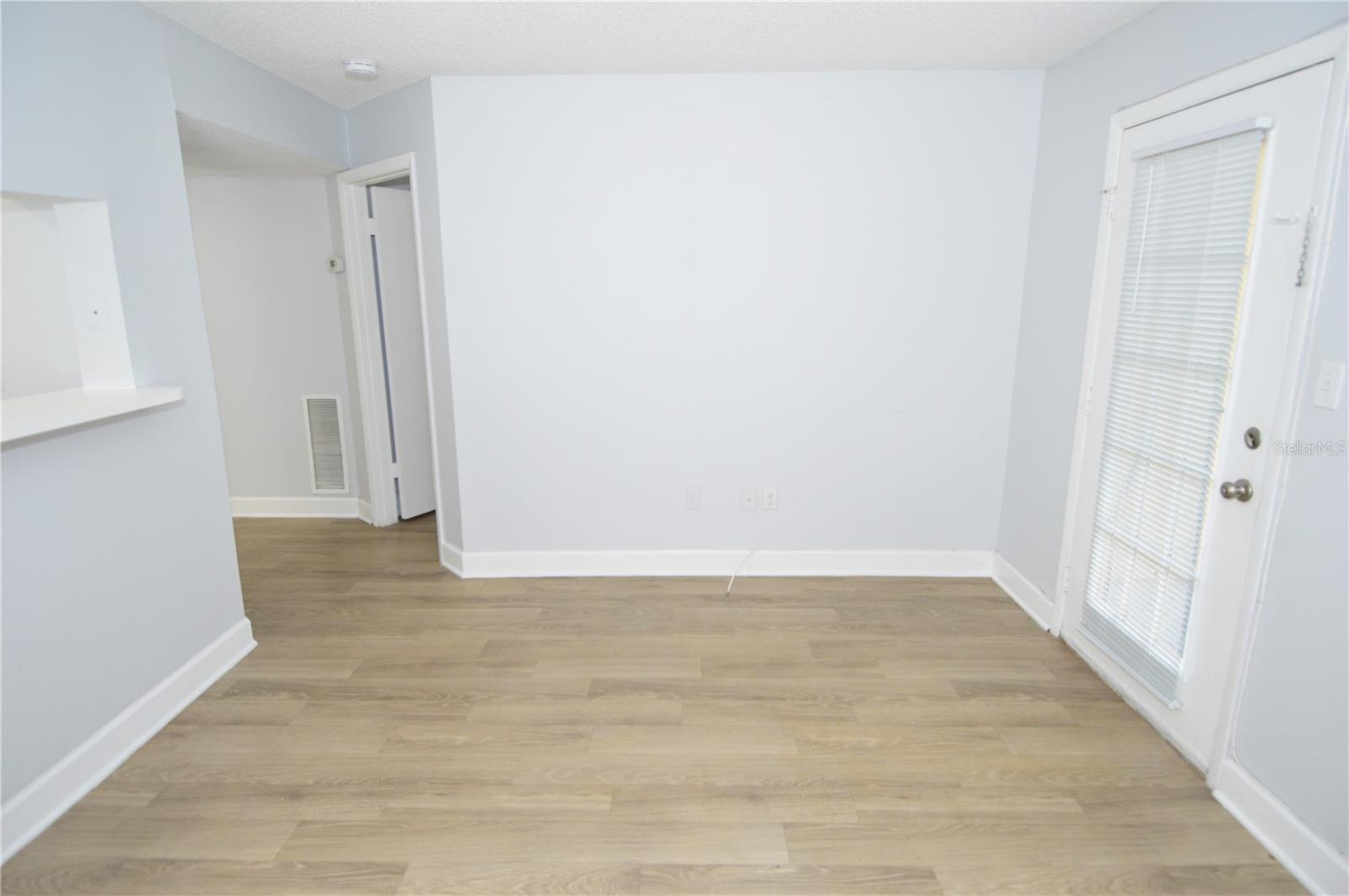 THE GRAND RESERVE CONDO - Residential Lease