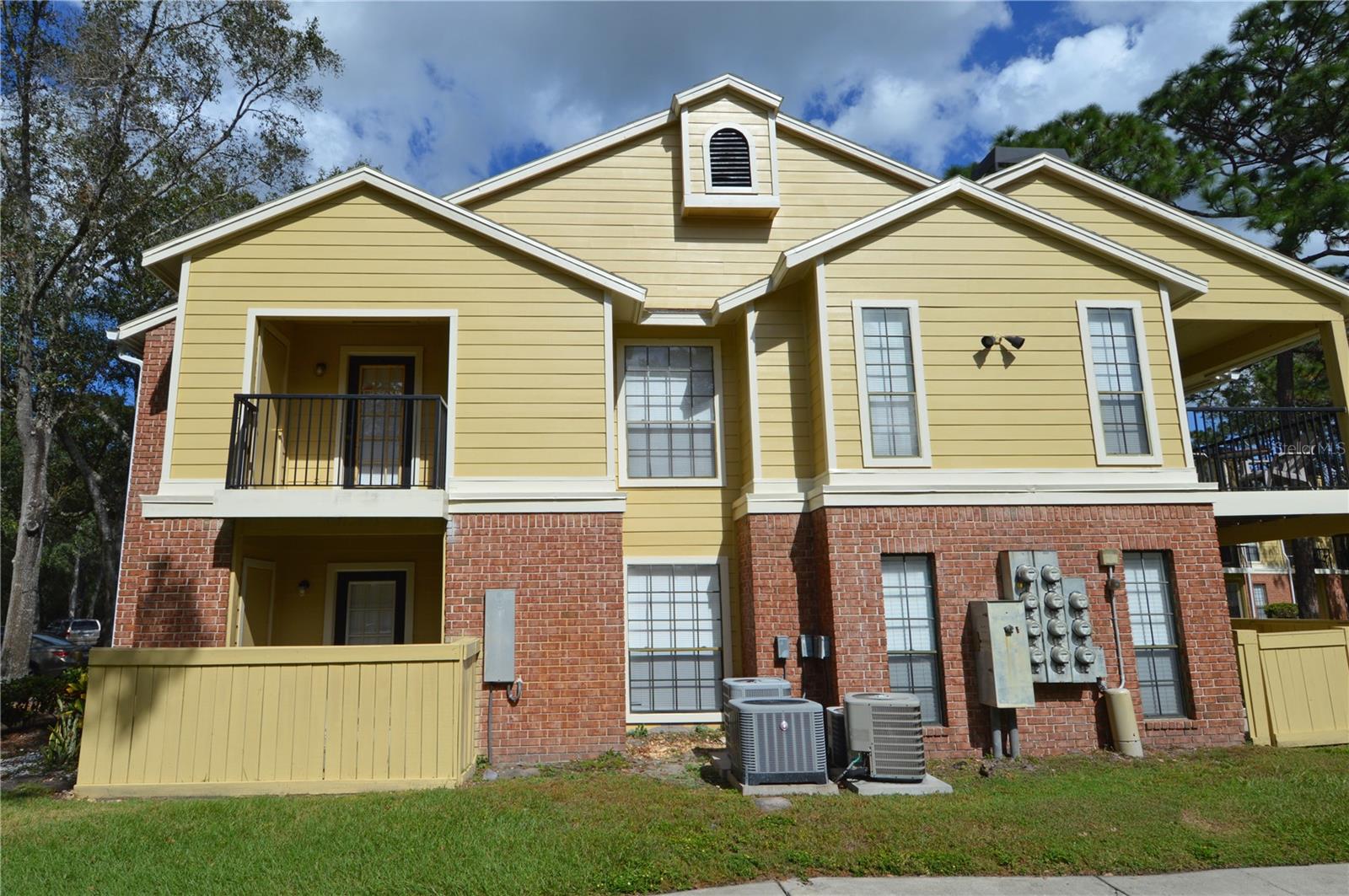 THE GRAND RESERVE CONDO - Residential Lease