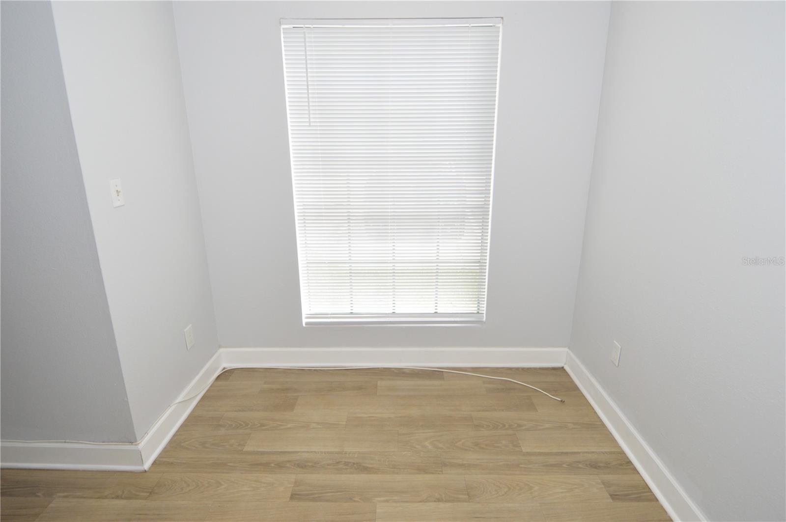 THE GRAND RESERVE CONDO - Residential Lease