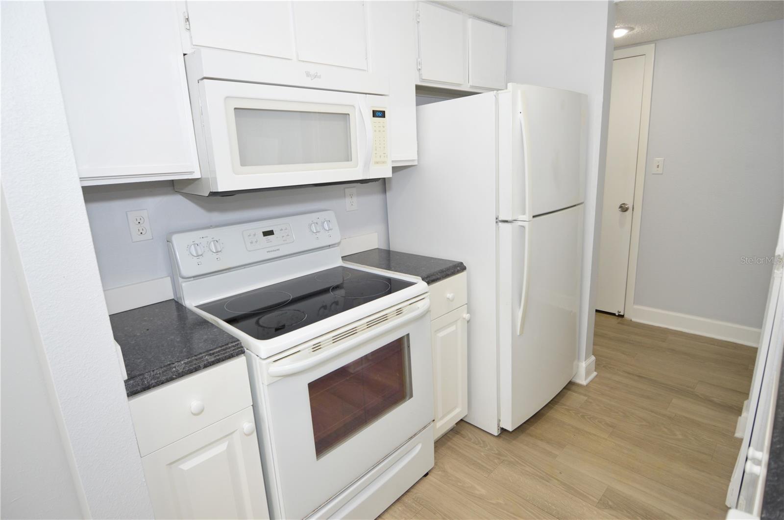 THE GRAND RESERVE CONDO - Residential Lease