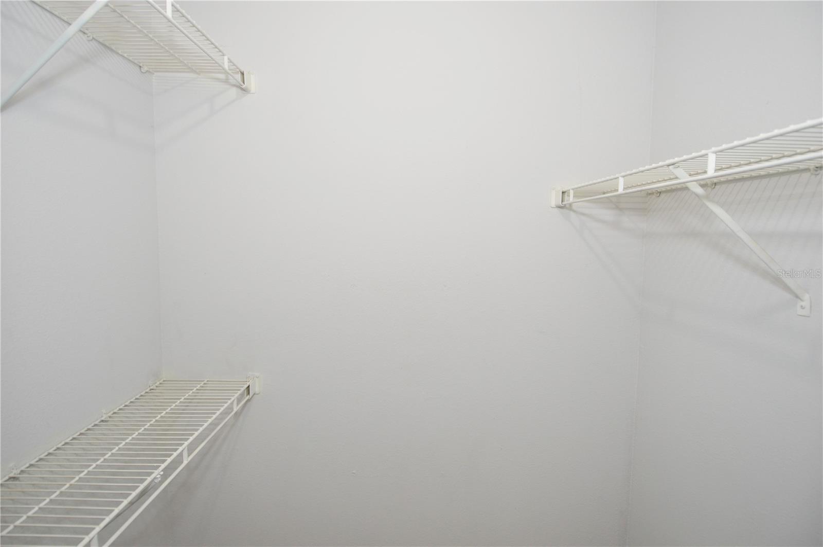 THE GRAND RESERVE CONDO - Residential Lease