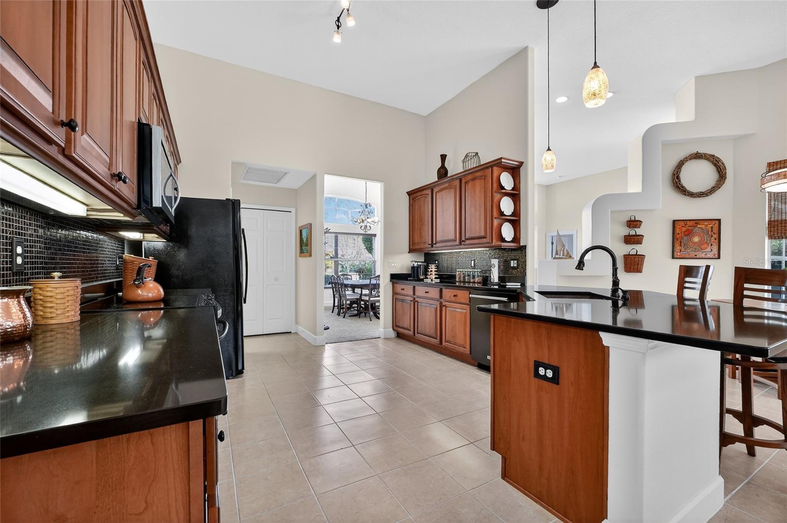 BREAKAWAY TR PH 03 UNIT 2A - Residential