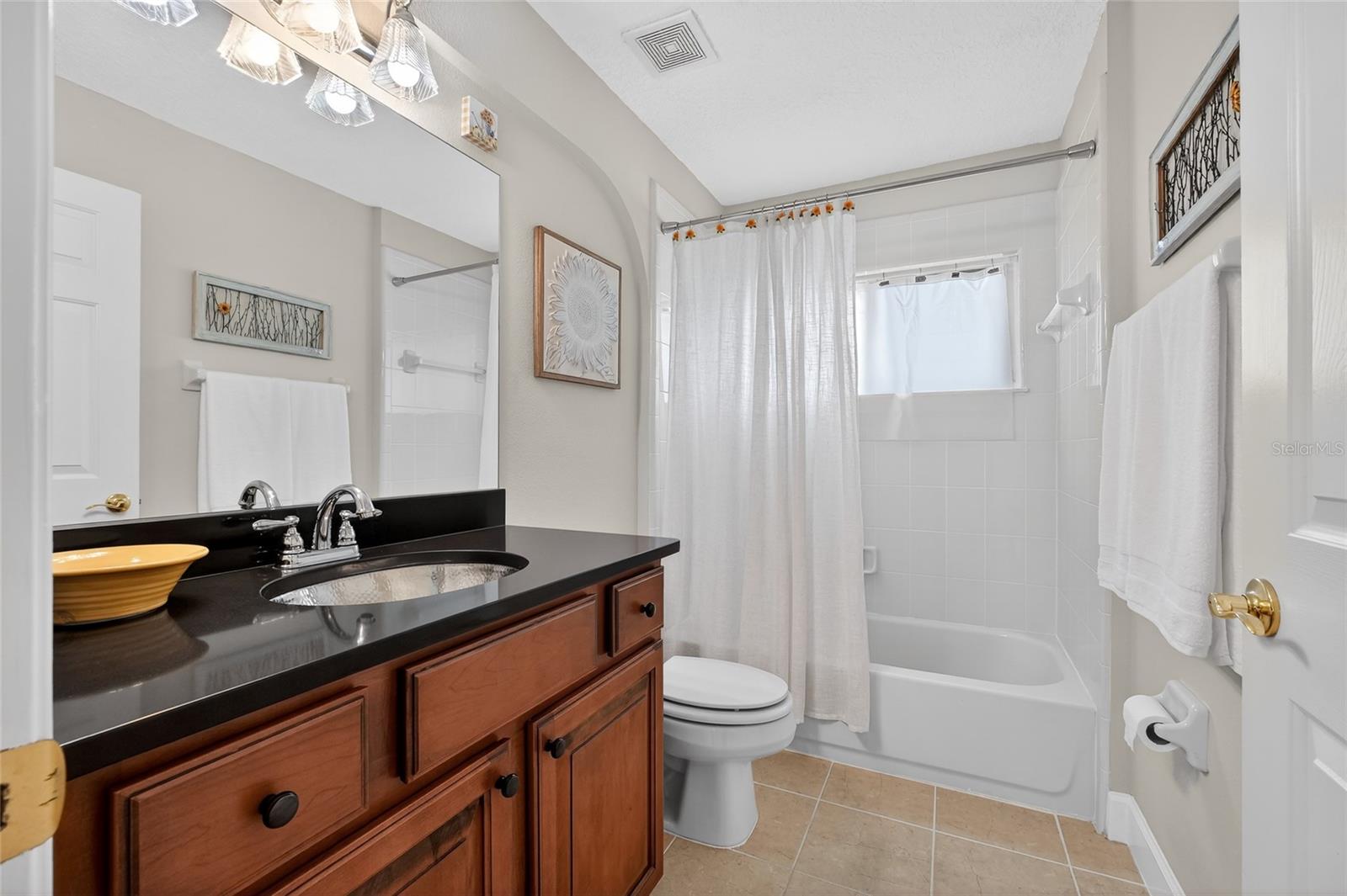 BREAKAWAY TR PH 03 UNIT 2A - Residential