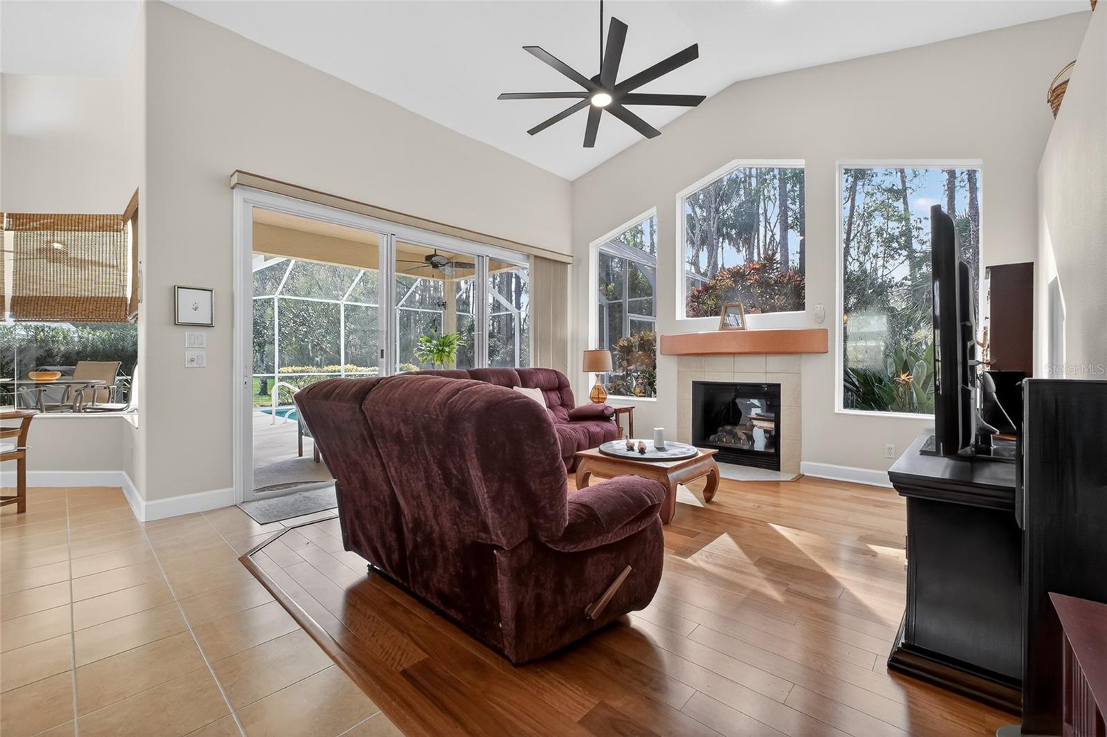 BREAKAWAY TR PH 03 UNIT 2A - Residential