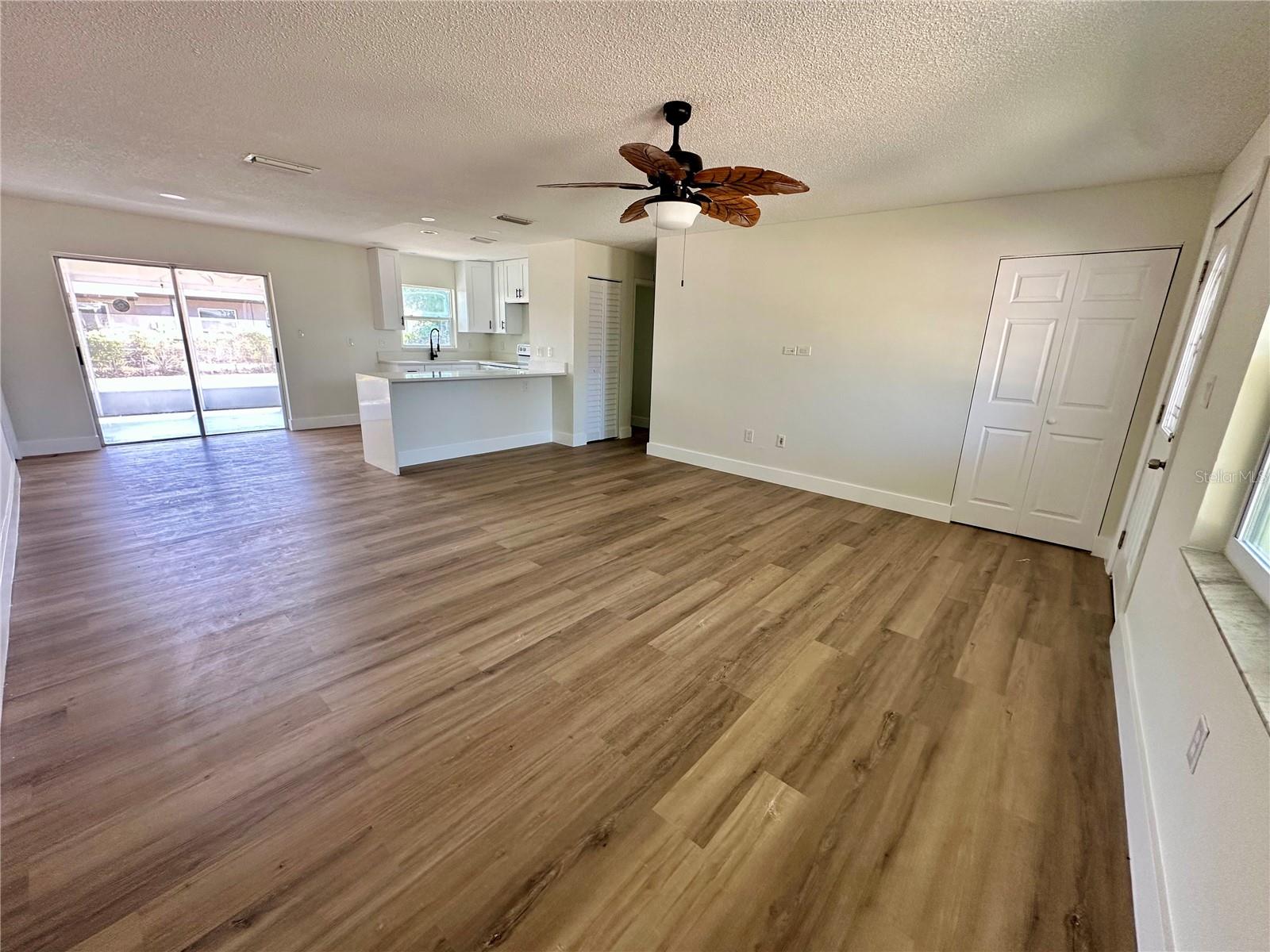 1035 POMPANO DRIVE
