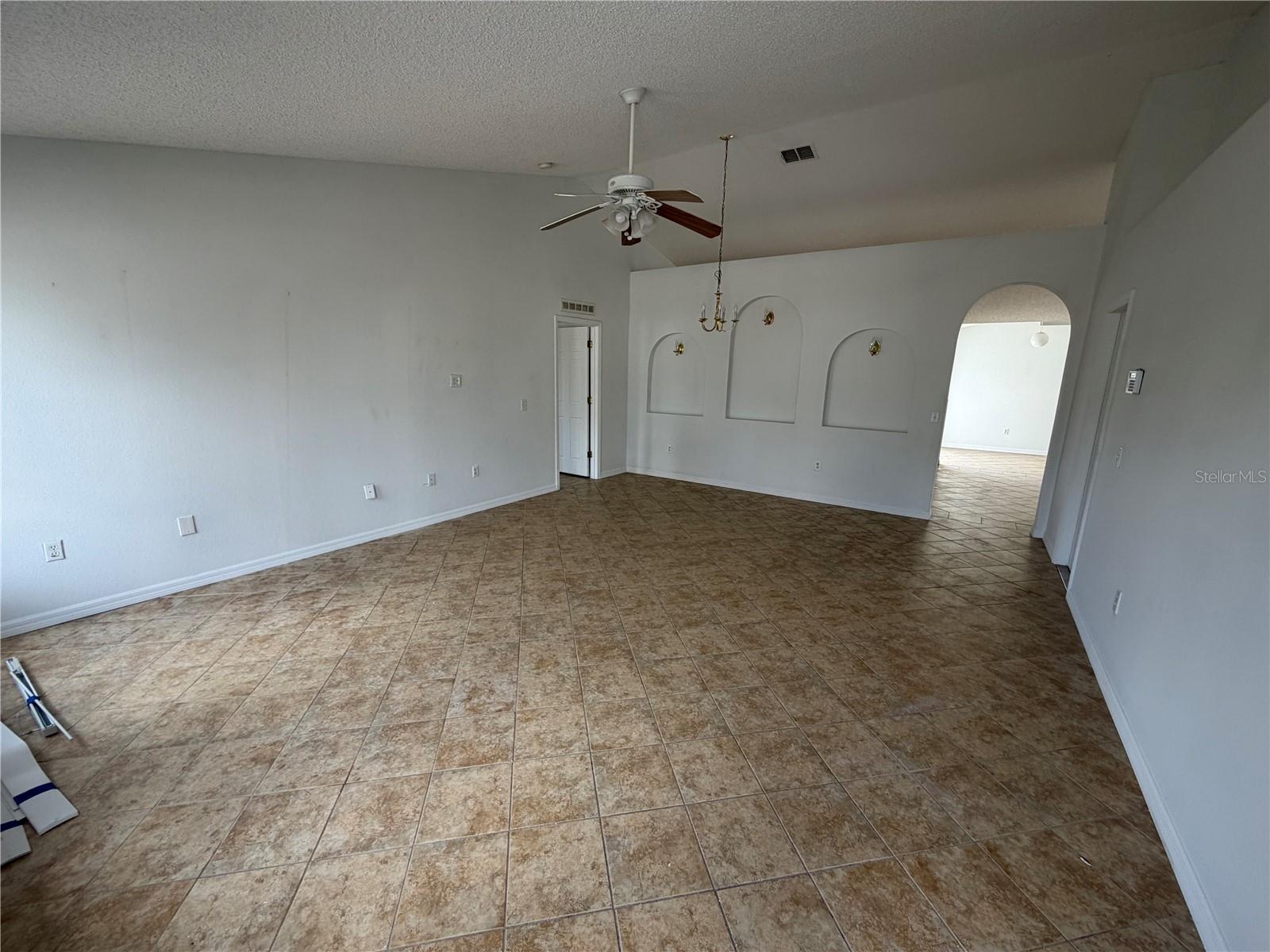 POINCIANA NBRHD 05 NORTH VILLAGE 03 - Residential Lease