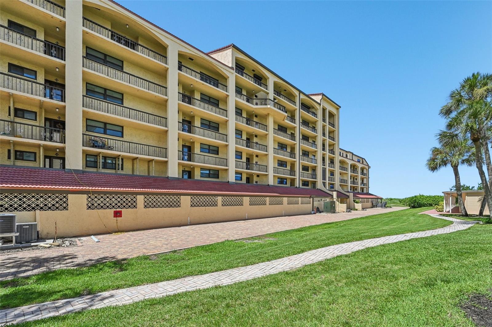 TORTUGA BEACH CLUB - Residential