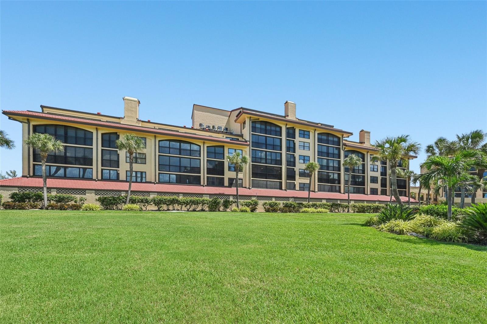 TORTUGA BEACH CLUB - Residential