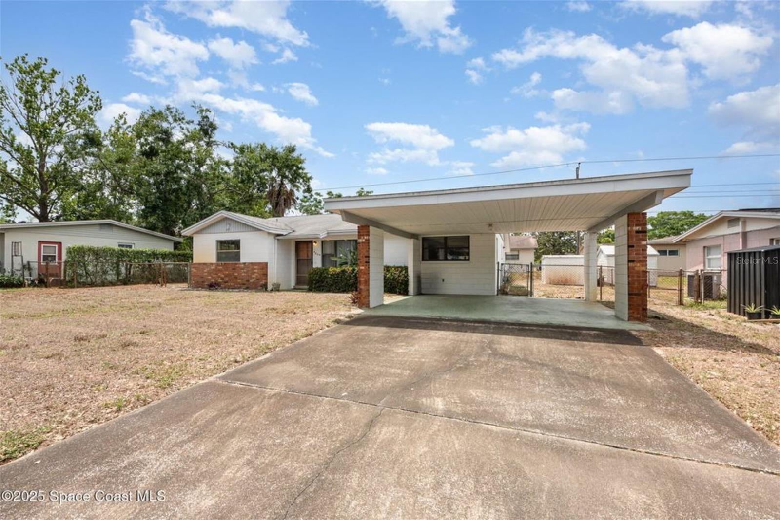 4800 E KEY DRIVE