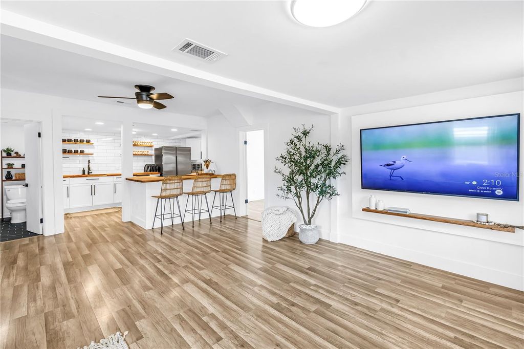 Photo of 1537 39th Street S, St Petersburg, FL 33711 (MLS # TB8522917)