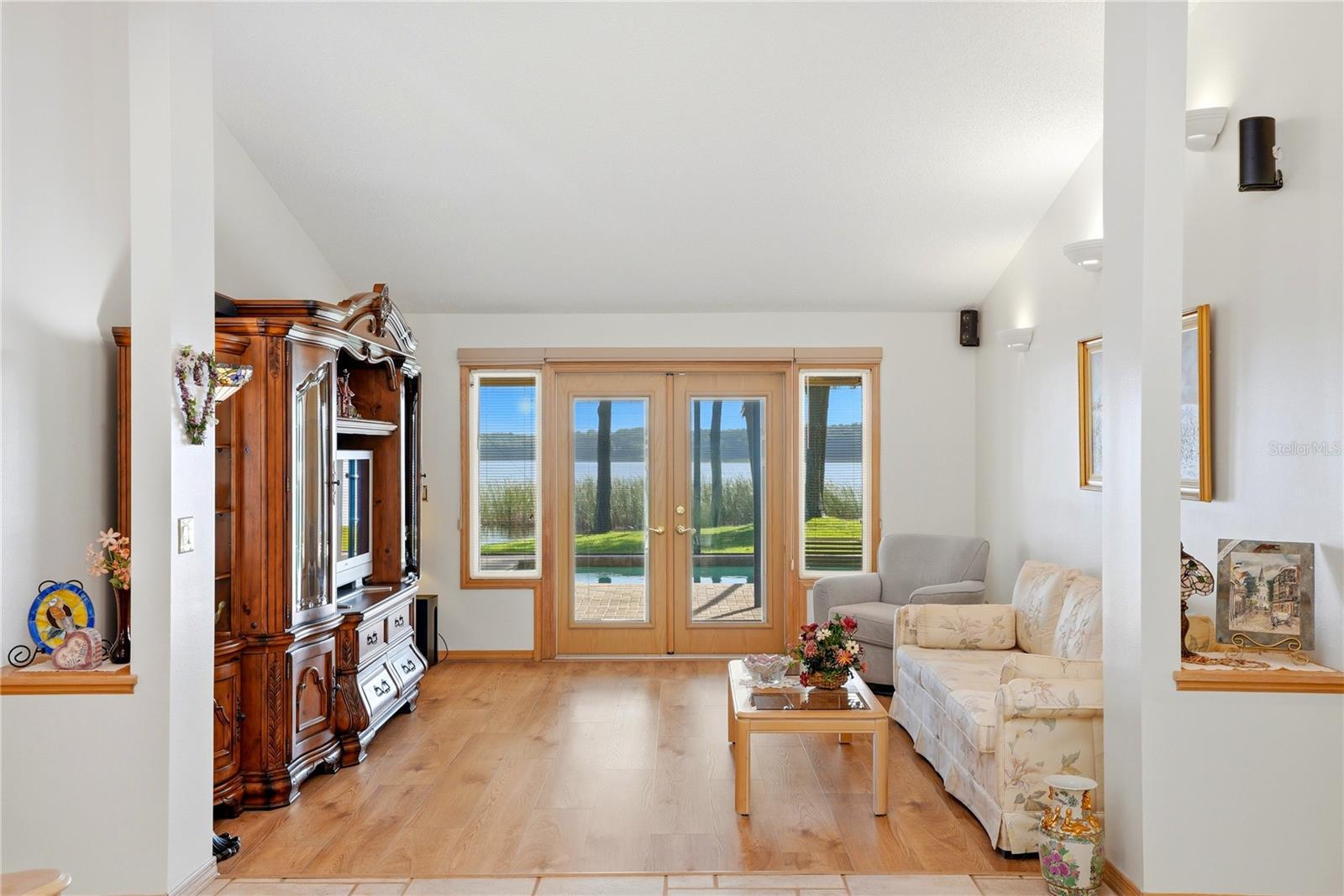 SANCTUARY AT COBBS LANDING THE - Residential