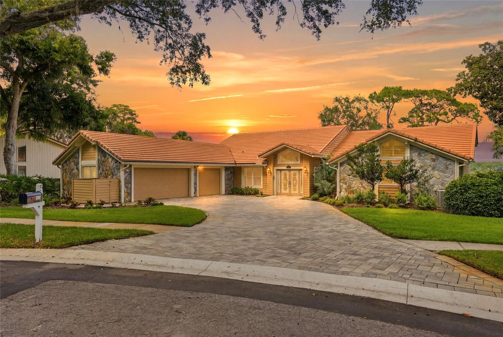 SANCTUARY AT COBBS LANDING THE - Residential