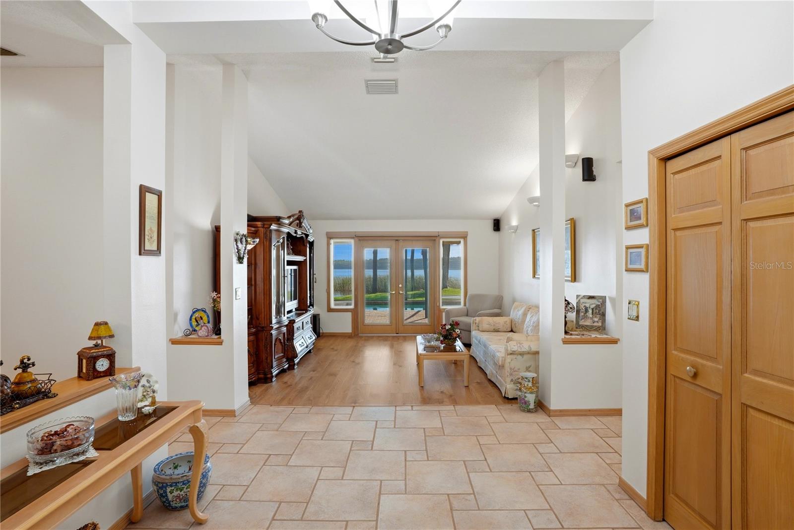 SANCTUARY AT COBBS LANDING THE - Residential