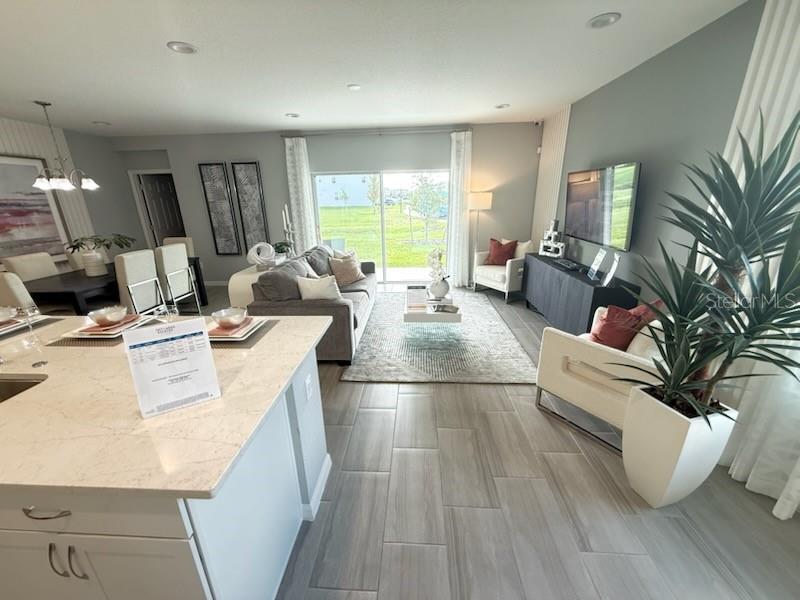 2677 STARRY POINT