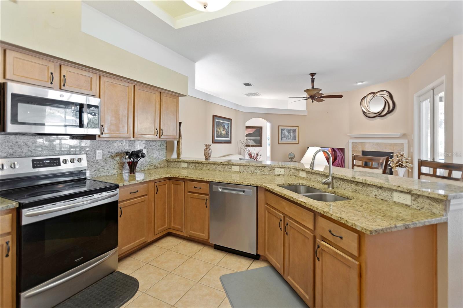 SILVER LAKES - Residential