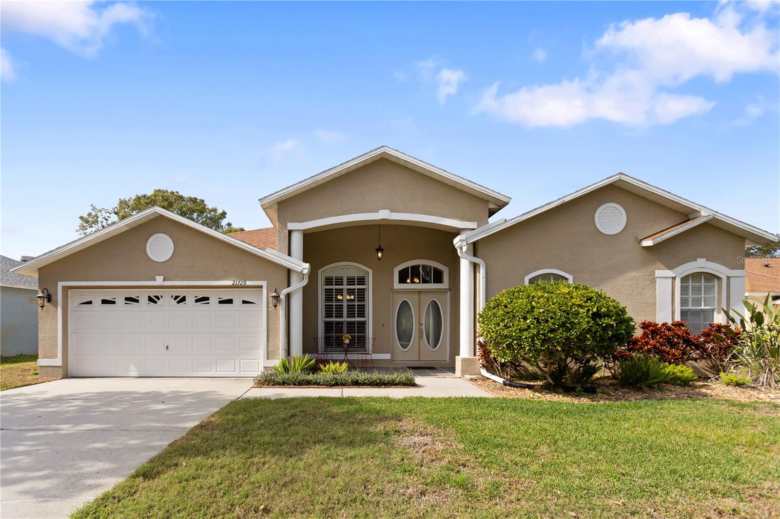 SILVER LAKES - Residential