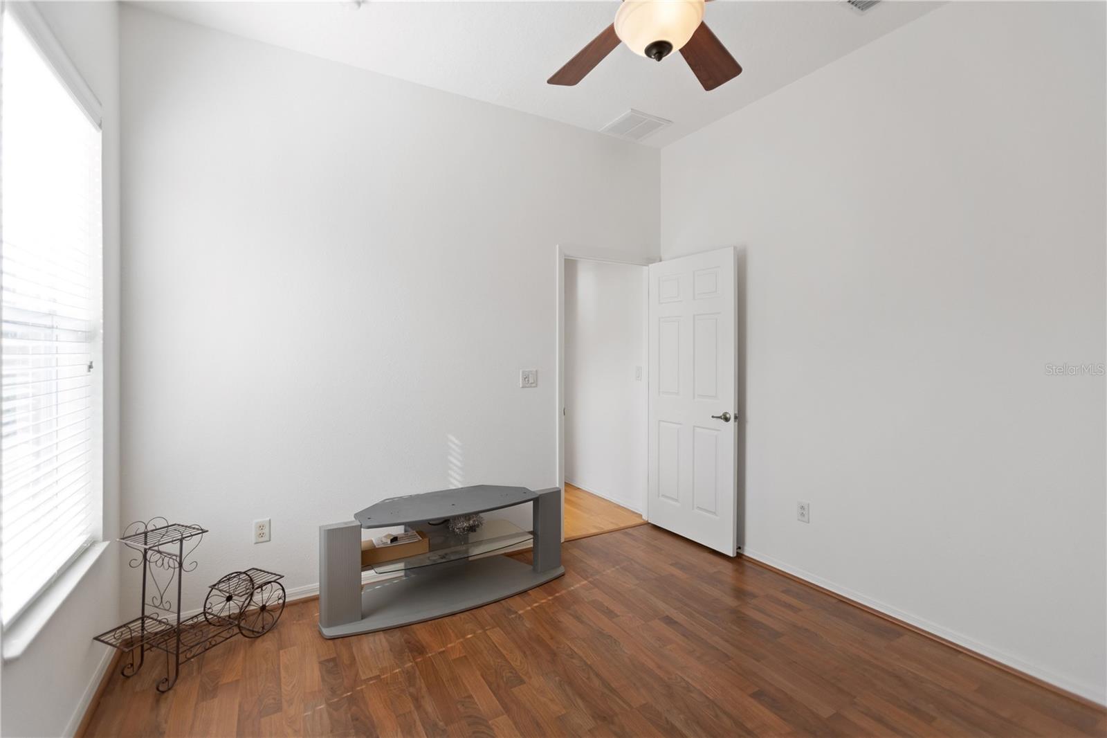 SILVER LAKES - Residential