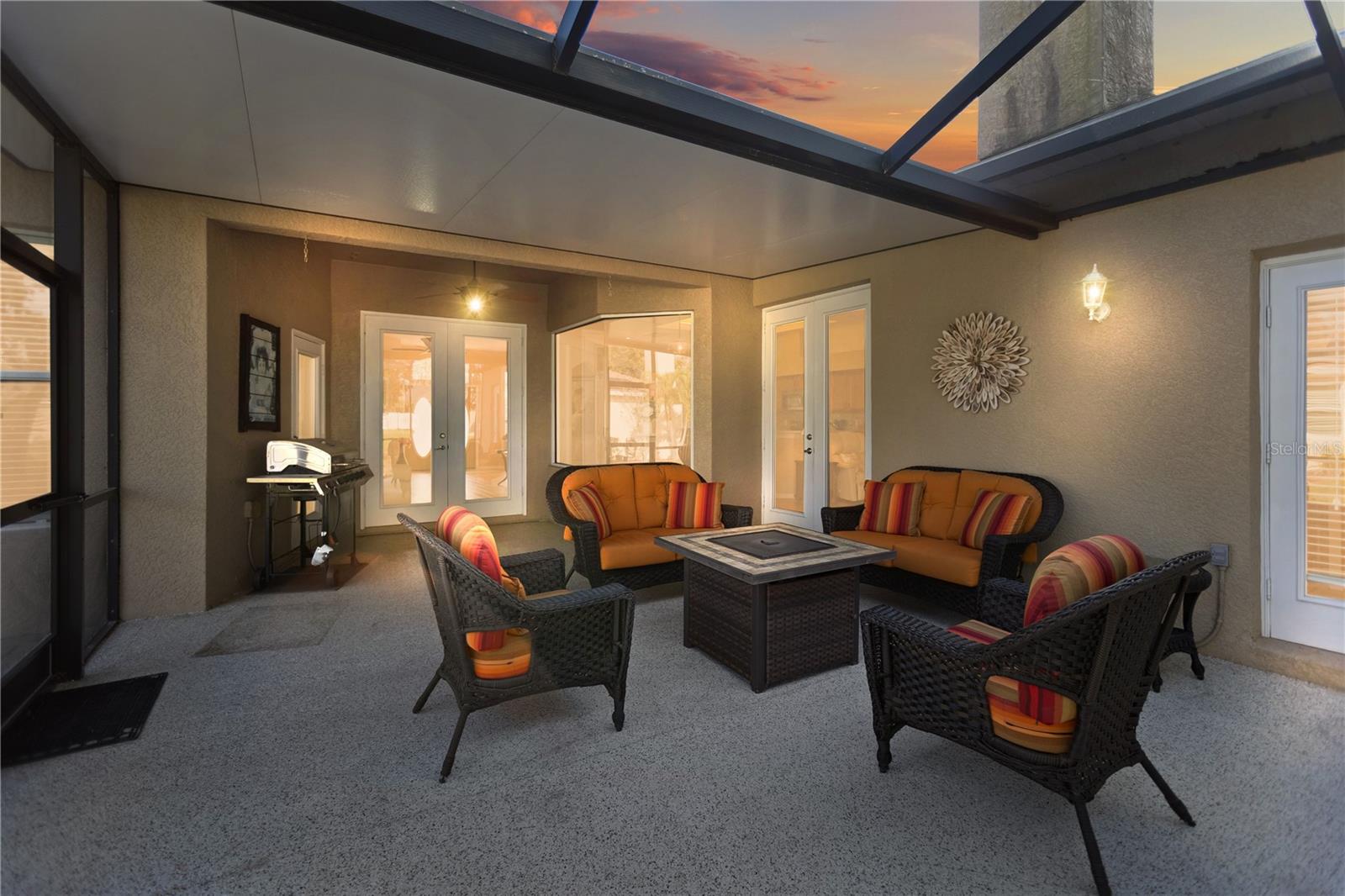 SILVER LAKES - Residential