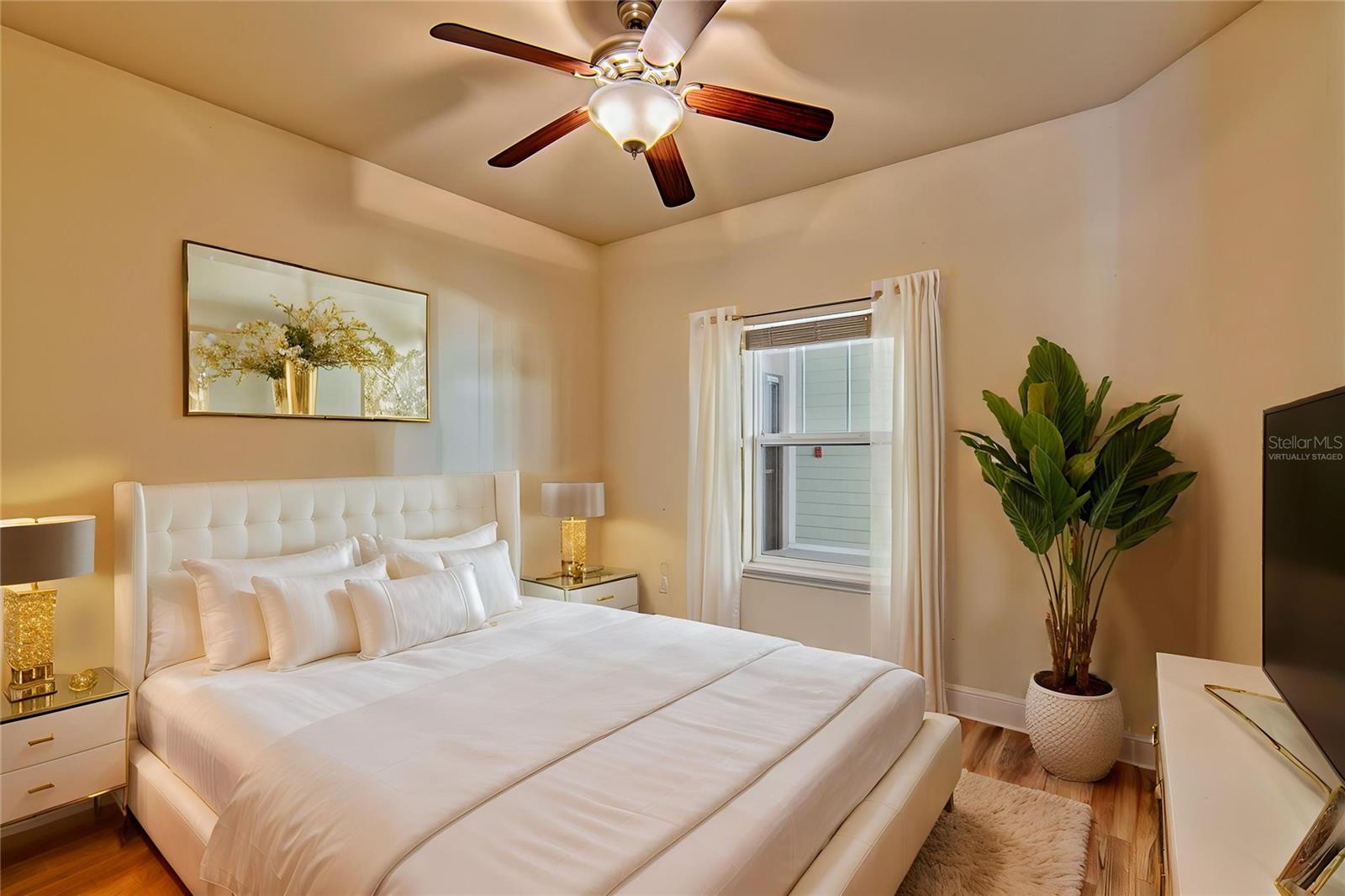 LIONSGATE CONDO - Residential