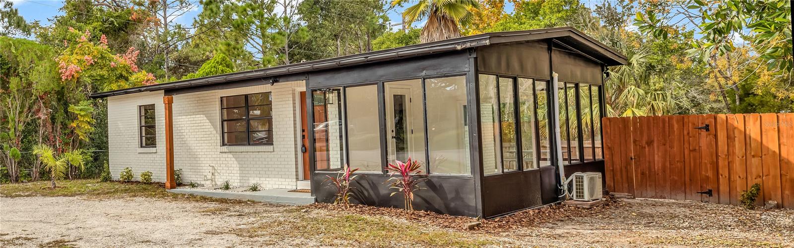 DELTONA LAKES UNIT 03 TR I & H - Residential