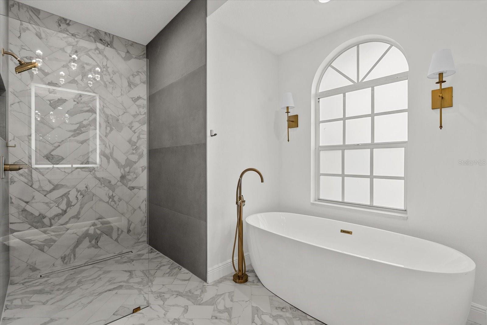EASTLAKE - Residential