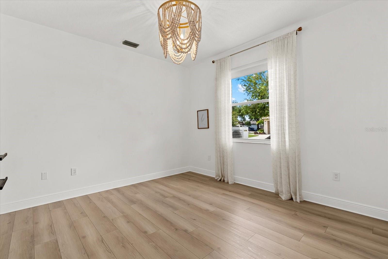 EASTLAKE - Residential