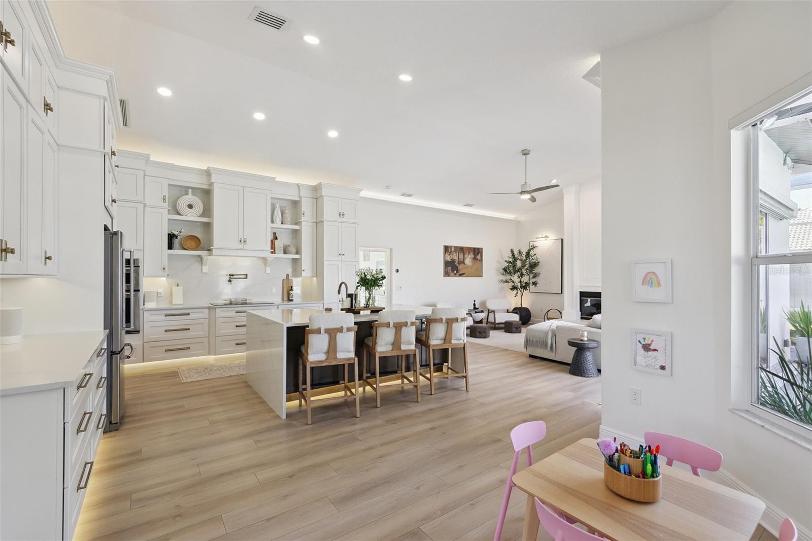 EASTLAKE - Residential