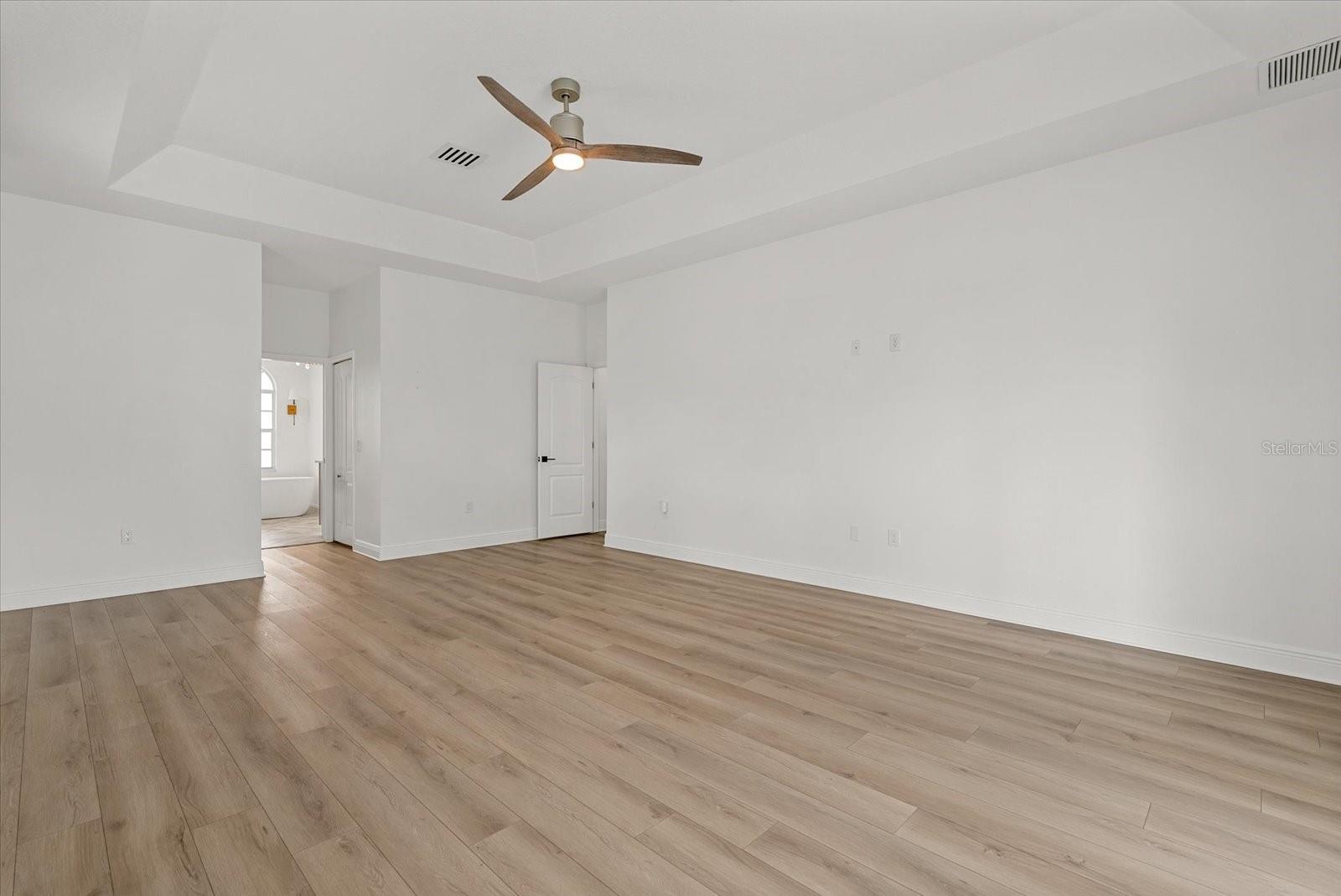 EASTLAKE - Residential
