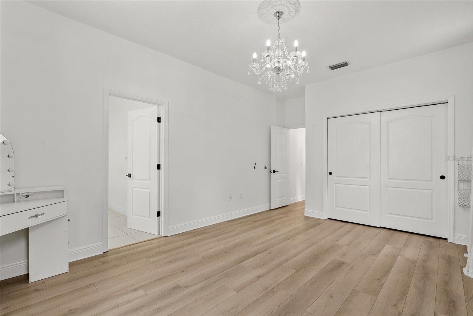 EASTLAKE - Residential