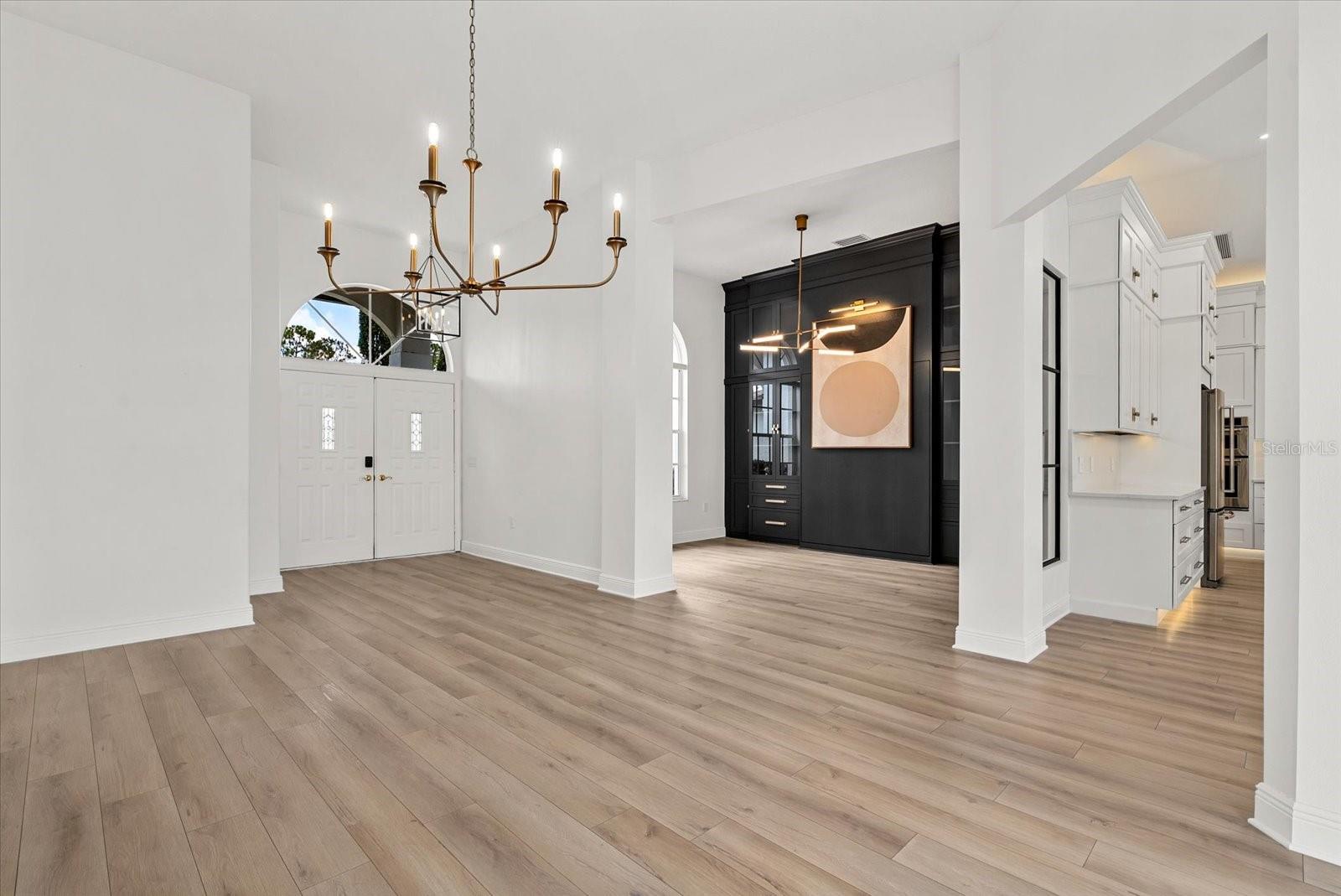 6212 AVENTURA DRIVE