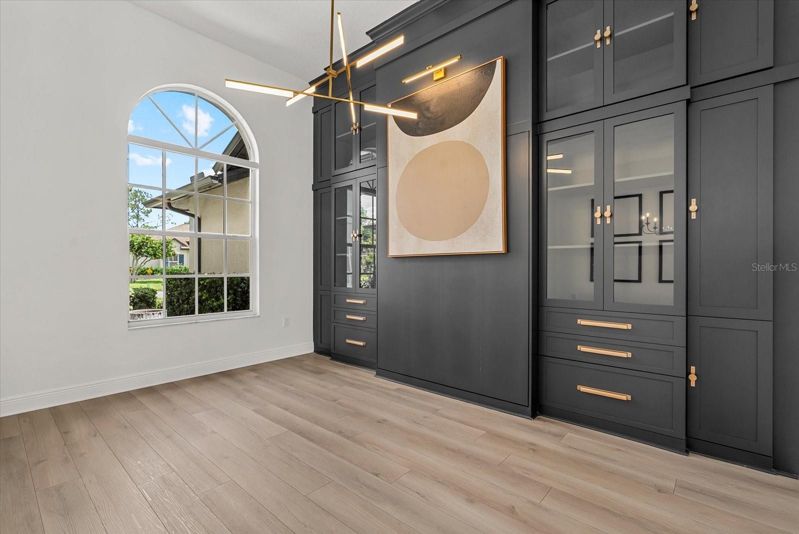 EASTLAKE - Residential