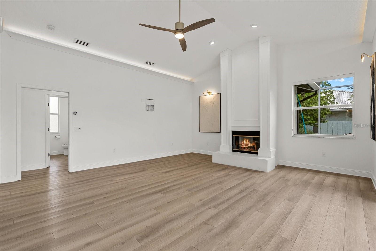 EASTLAKE - Residential