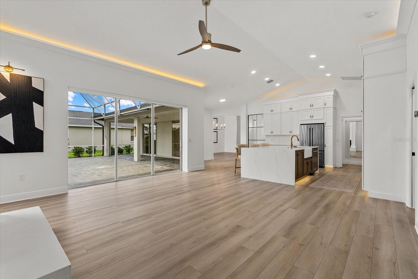 EASTLAKE - Residential