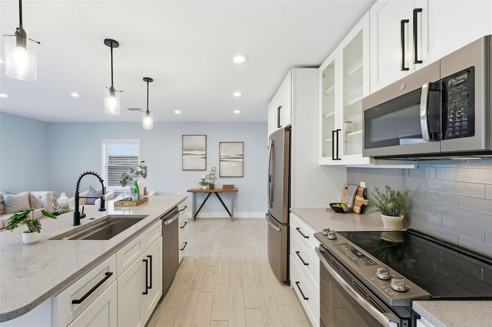 UNIVERSITY HEIGHTS - Residential