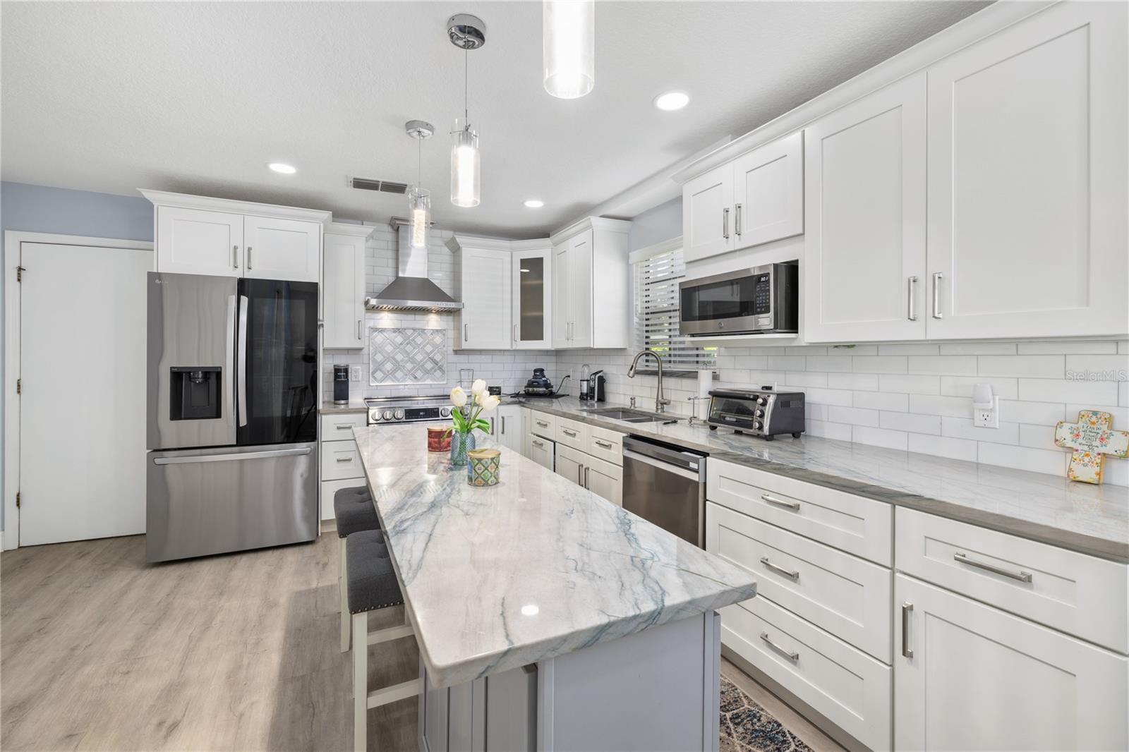 COUNTRY CREEK SOUTHRIDGE AT - Residential