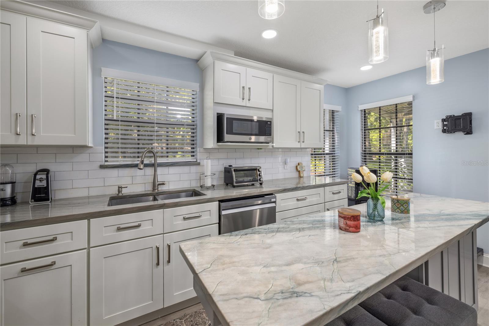 COUNTRY CREEK SOUTHRIDGE AT - Residential