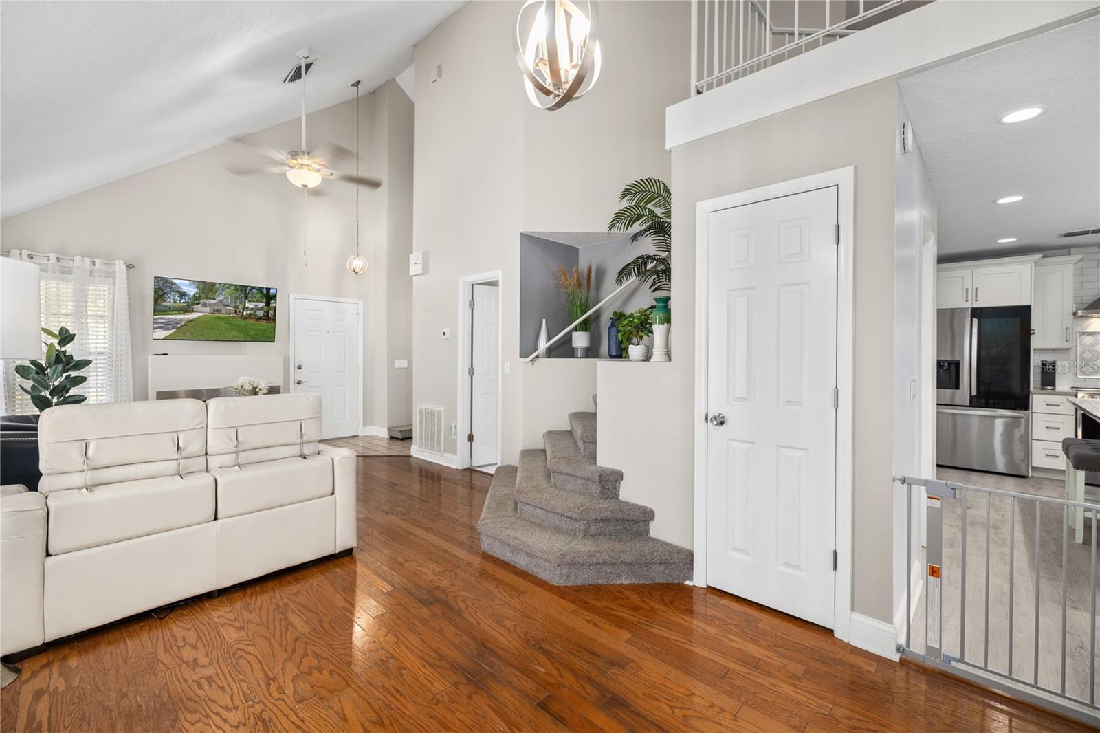 COUNTRY CREEK SOUTHRIDGE AT - Residential